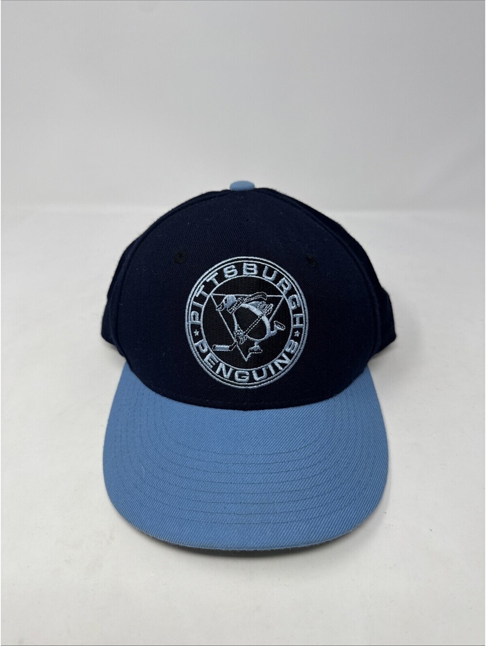 Pittsburgh Penguins NHL 32/5 Chopped 7 Cap Hat Black/Light Blue Zephyr